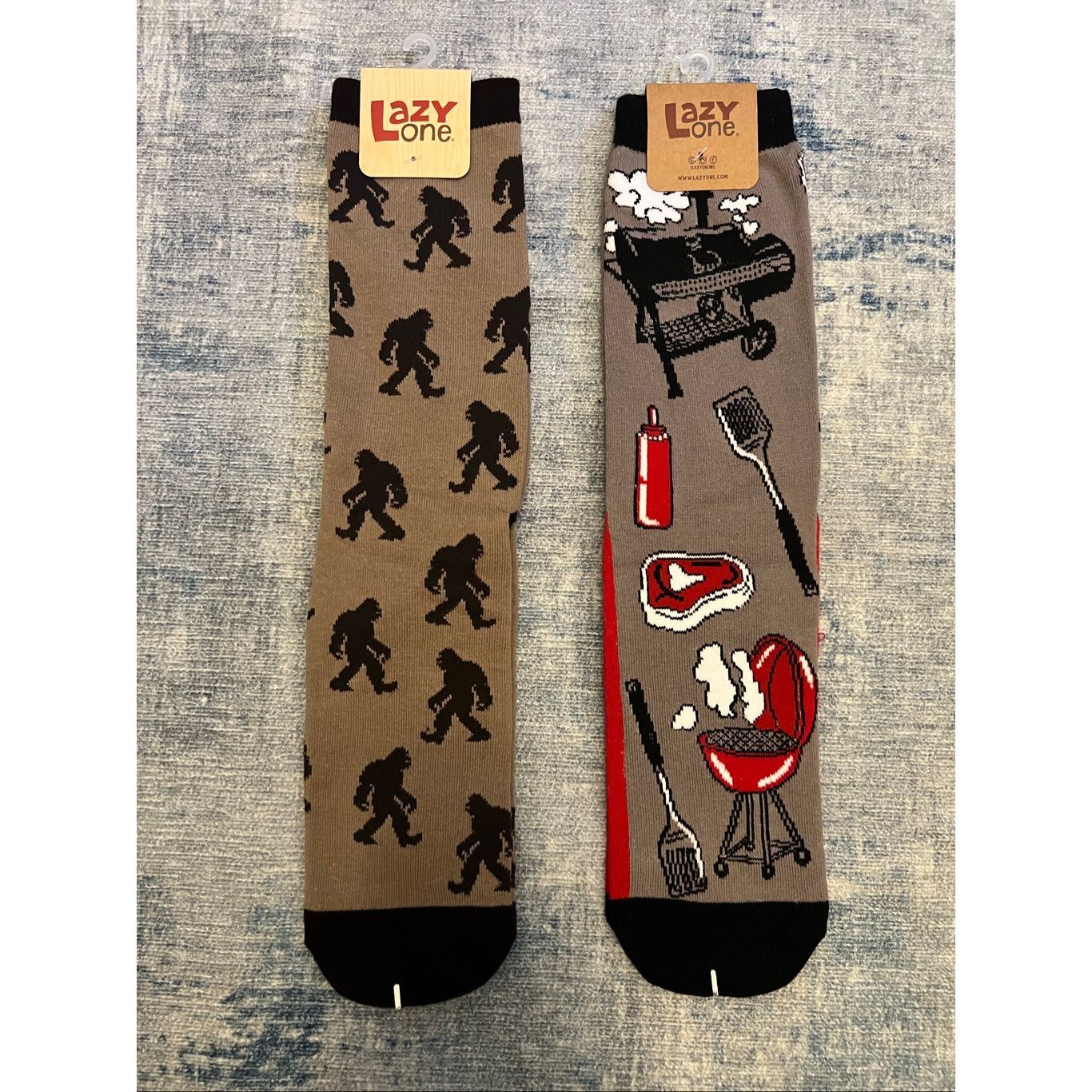 New Lazy One Gray Black Red Bigfoot Grill Master Socks Womens 5 - 10 Mens 4 - 8